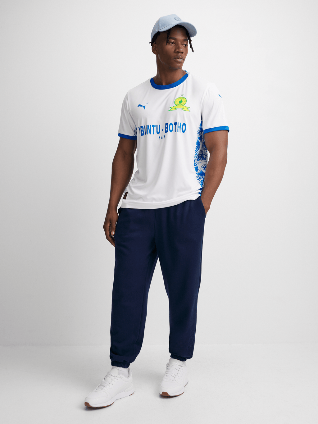 Mamelodi sundowns kit - VAULT DEALS