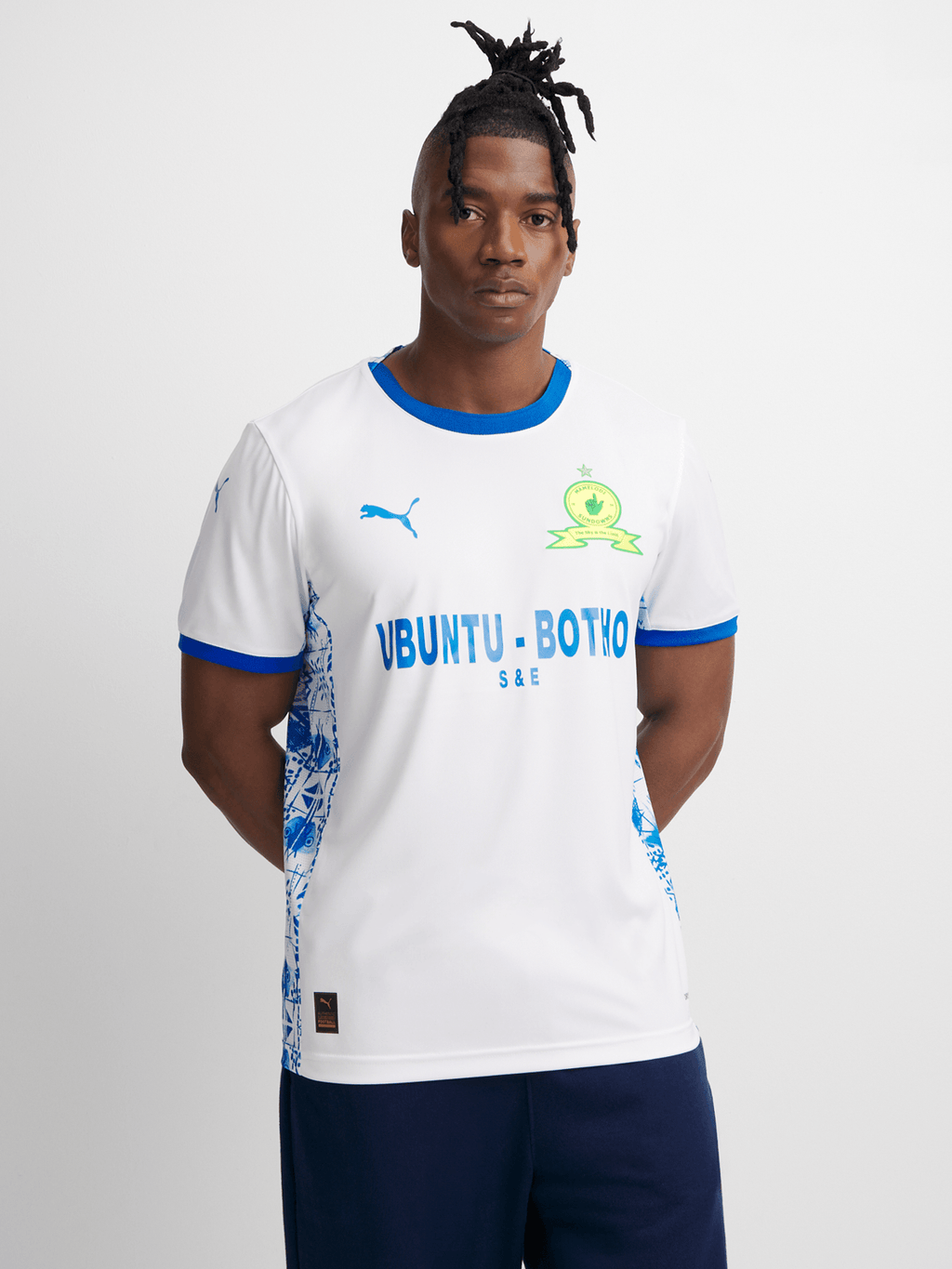 Mamelodi sundowns kit - VAULT DEALS