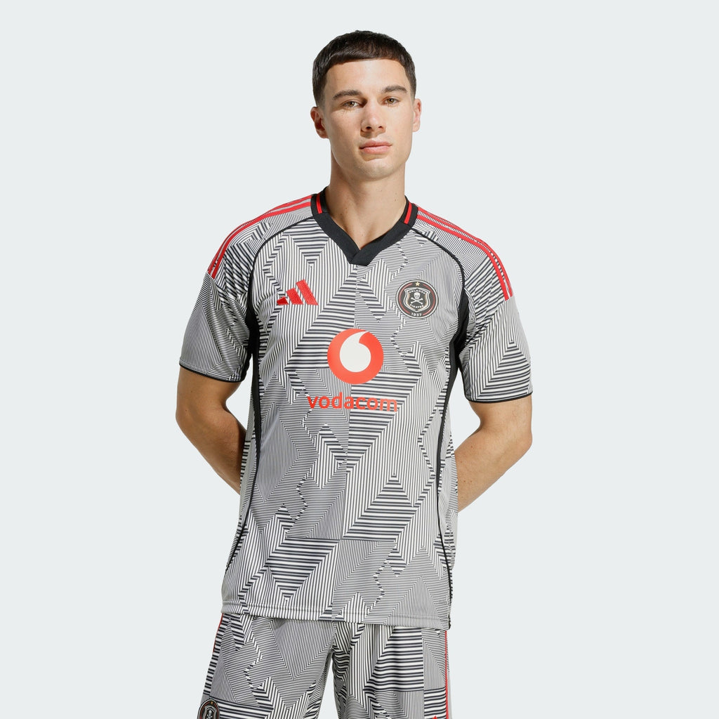 Orlando pirates kit - VAULT DEALS