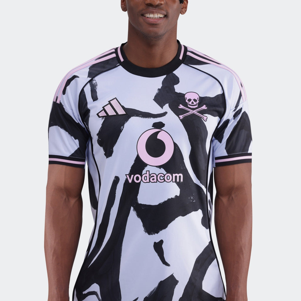 Orlando pirates kit - VAULT DEALS