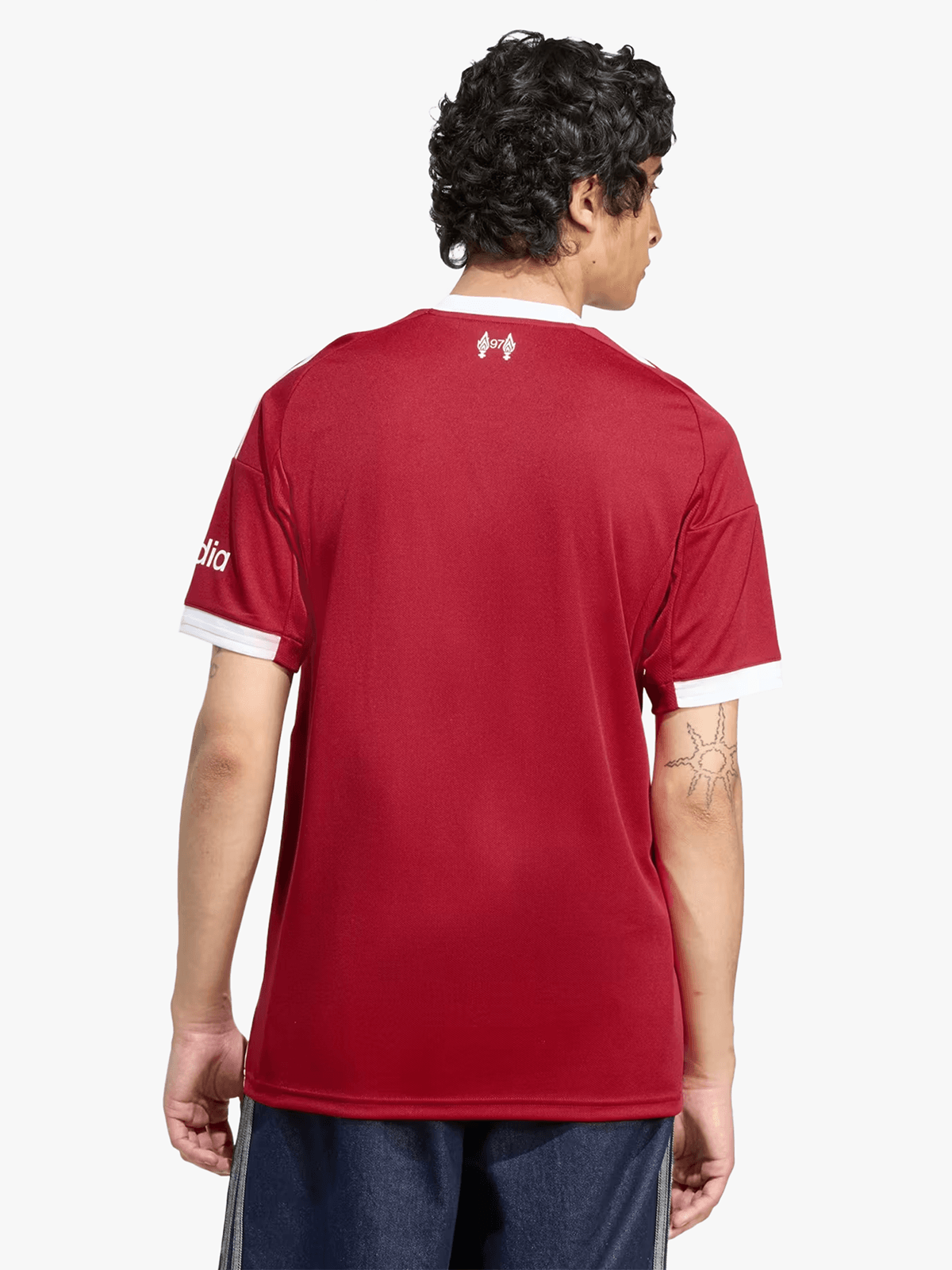 Liverpool home kit - VAULT DEALS