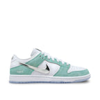 SB Dunk Low April Skateboards "turbo green" - VAULT DEALS