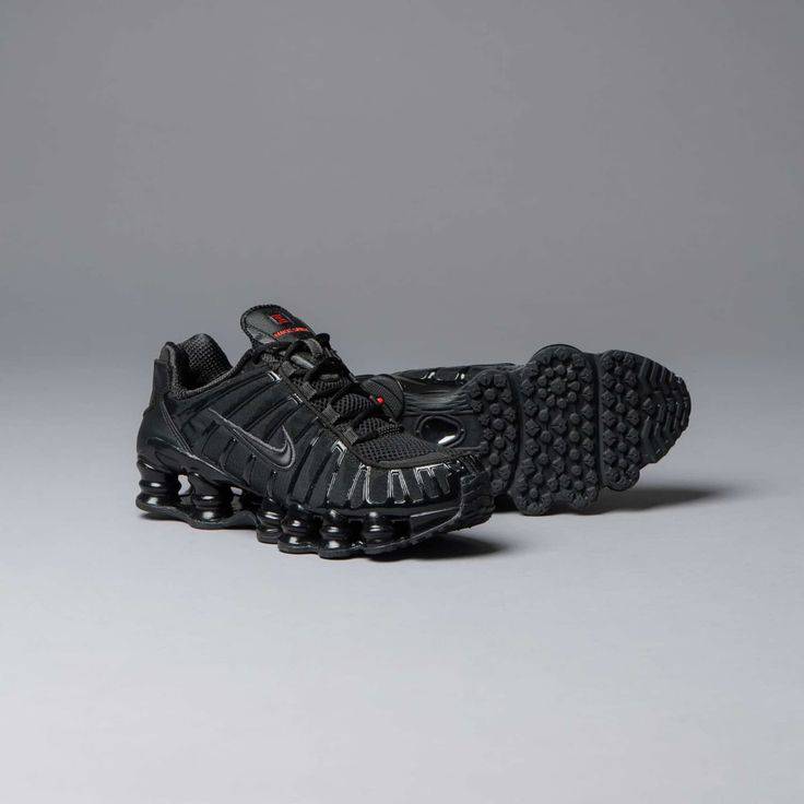 Any 2 Pairs : Shox Low Stealth (Black + White)